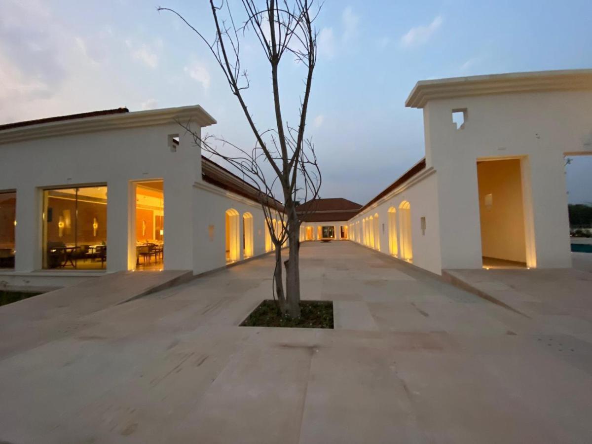 Marasa Sarovar Premiere, Bodhgaya Екстер'єр фото