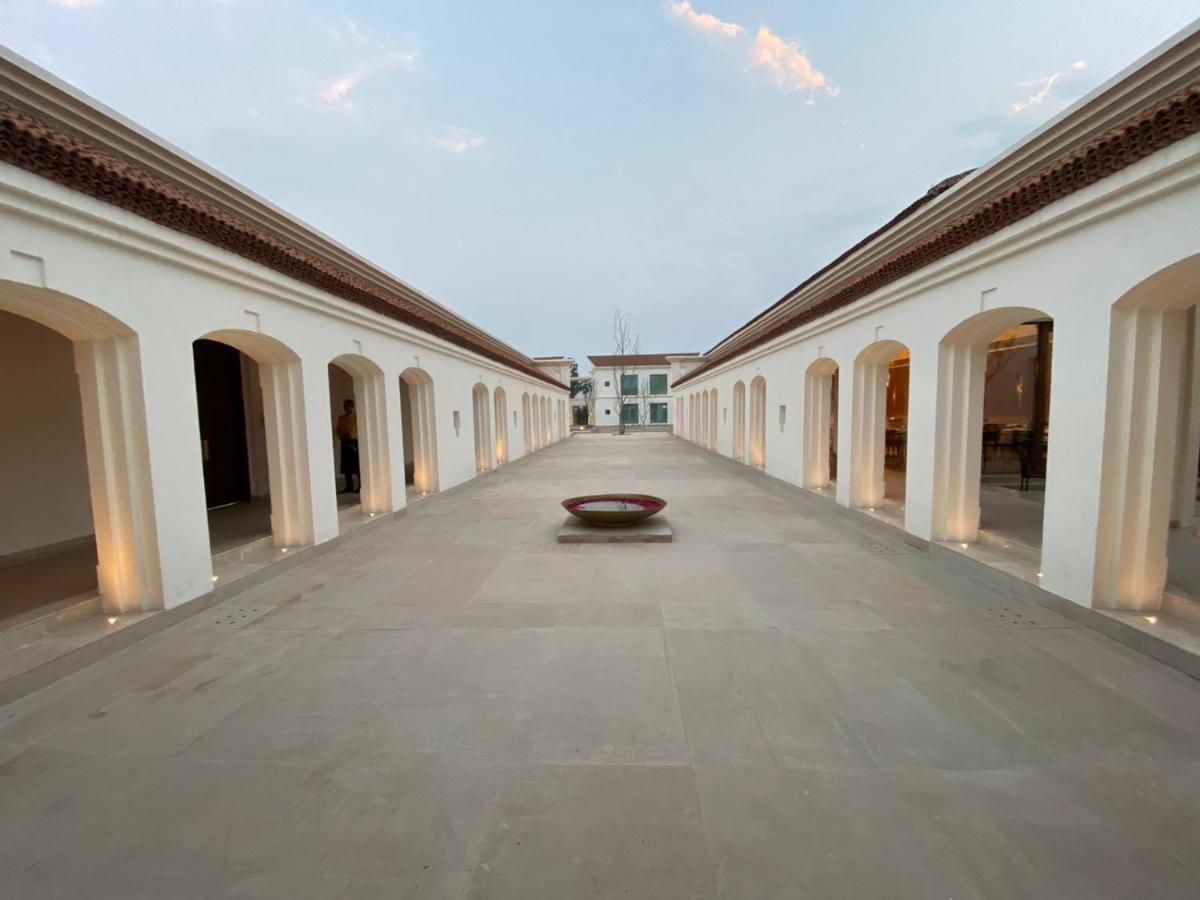 Marasa Sarovar Premiere, Bodhgaya Екстер'єр фото